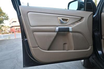 2012 Volvo XC90 3.2 Platinum   - Photo 17 - Norwalk, CA 90650-2241