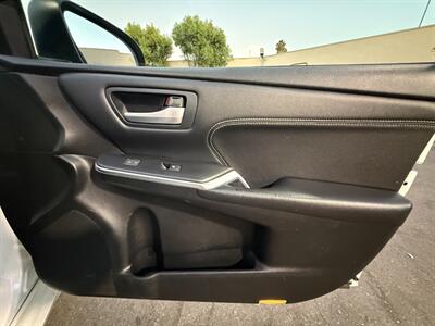 2016 Toyota Camry Hybrid XLE - Photo 31 - Norwalk, CA 90650-2241