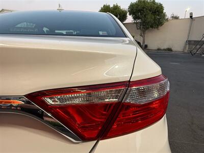 2016 Toyota Camry Hybrid XLE - Photo 11 - Norwalk, CA 90650-2241
