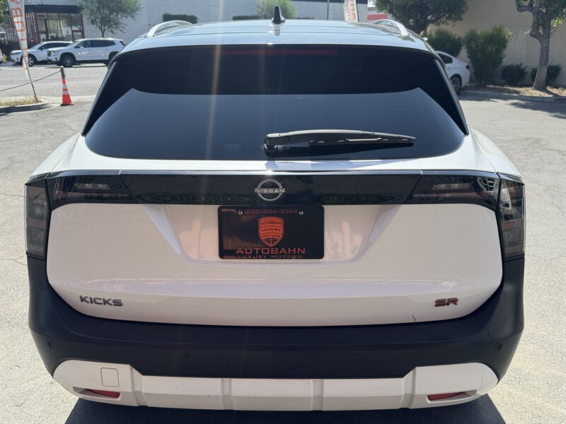 2026 Nissan Kicks SR - Photo 10 - Norwalk, CA 90650-2241