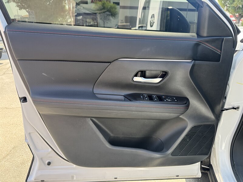 2026 Nissan Kicks SR - Photo 17 - Norwalk, CA 90650-2241