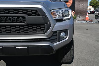 2016 Toyota Tacoma TRD Off-Road   - Photo 5 - Norwalk, CA 90650-2241