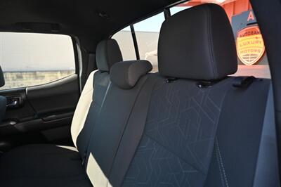 2016 Toyota Tacoma TRD Off-Road   - Photo 45 - Norwalk, CA 90650-2241