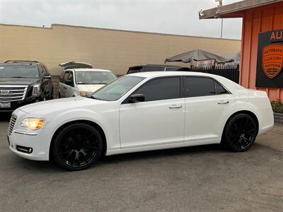 2012 Chrysler 300 C   - Photo 6 - Norwalk, CA 90650-2241