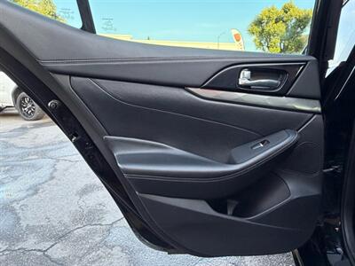 2021 Nissan Maxima 3.5 SV   - Photo 37 - Norwalk, CA 90650-2241