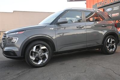 2020 Hyundai VENUE SEL   - Photo 7 - Norwalk, CA 90650-2241