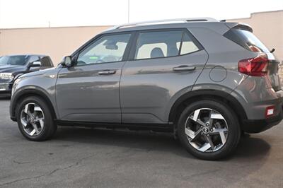 2020 Hyundai VENUE SEL   - Photo 9 - Norwalk, CA 90650-2241