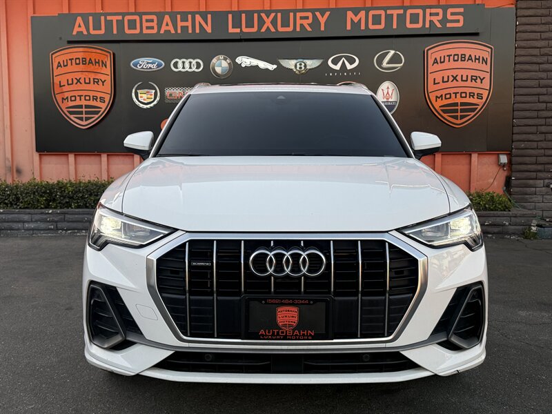 2019 Audi Q3 quattro S line Prem Plus  