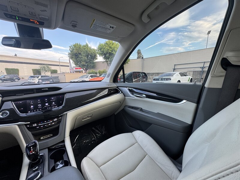 2020 Cadillac XT6 Premium Luxury - Photo 38 - Norwalk, CA 90650-2241