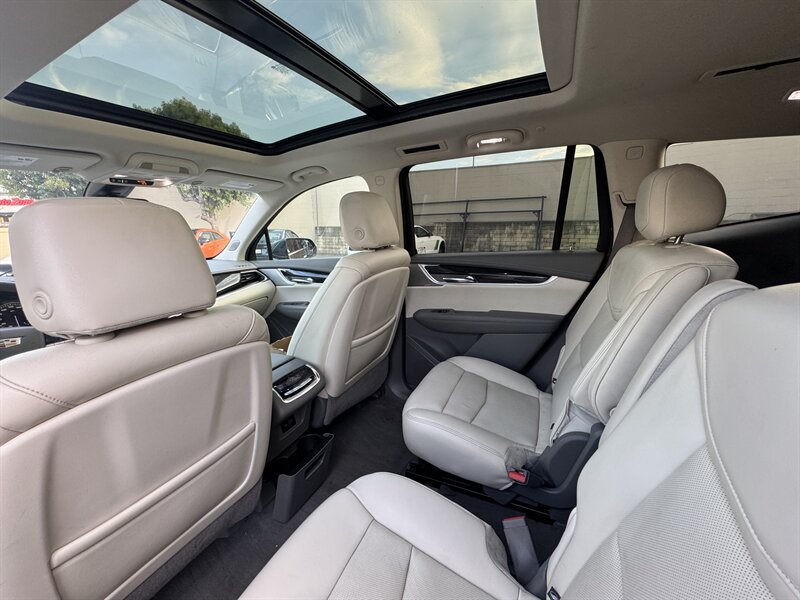 2020 Cadillac XT6 Premium Luxury - Photo 33 - Norwalk, CA 90650-2241