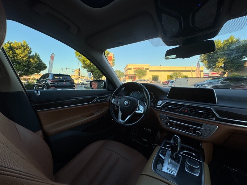 2016 BMW 7 Series 740i - Photo 36 - Norwalk, CA 90650-2241