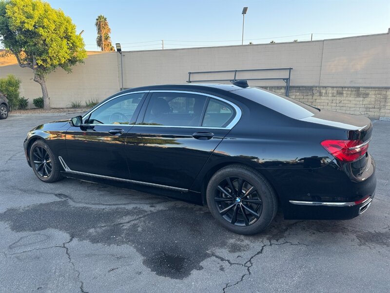 2016 BMW 7 Series 740i - Photo 9 - Norwalk, CA 90650-2241