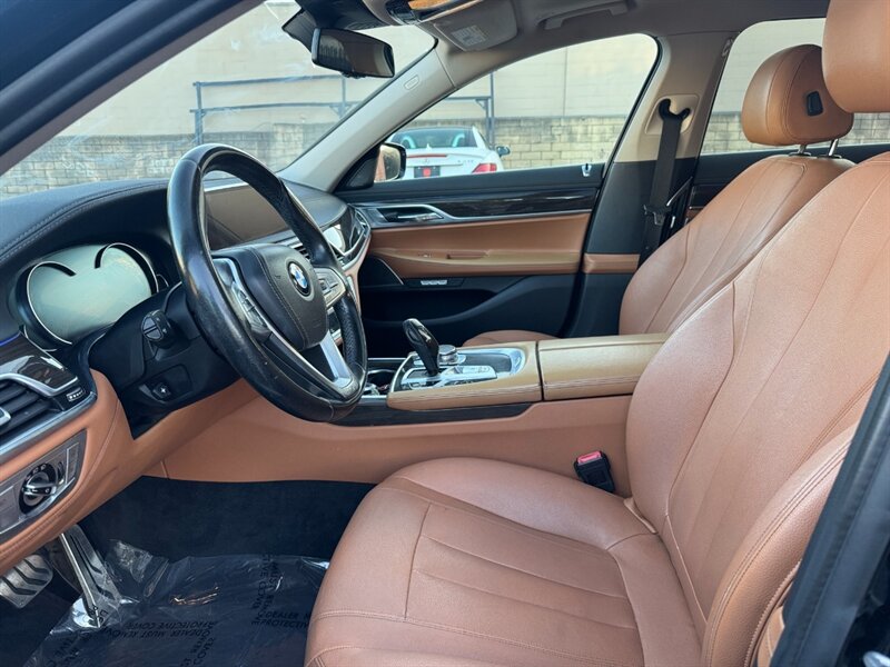 2016 BMW 7 Series 740i - Photo 22 - Norwalk, CA 90650-2241