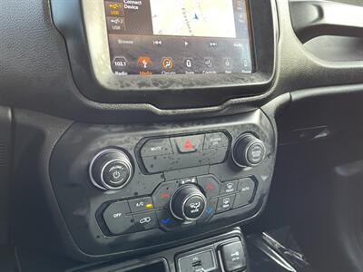 2018 Jeep Renegade Limited   - Photo 33 - Norwalk, CA 90650-2241