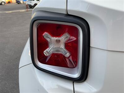 2018 Jeep Renegade Limited   - Photo 12 - Norwalk, CA 90650-2241