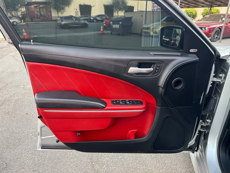 2019 Dodge Charger R/T Scat Pack - Photo 18 - Norwalk, CA 90650-2241