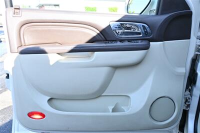 2014 Cadillac Escalade ESV Platinum   - Photo 34 - Norwalk, CA 90650-2241