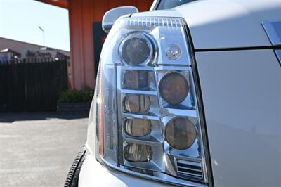 2014 Cadillac Escalade ESV Platinum   - Photo 4 - Norwalk, CA 90650-2241