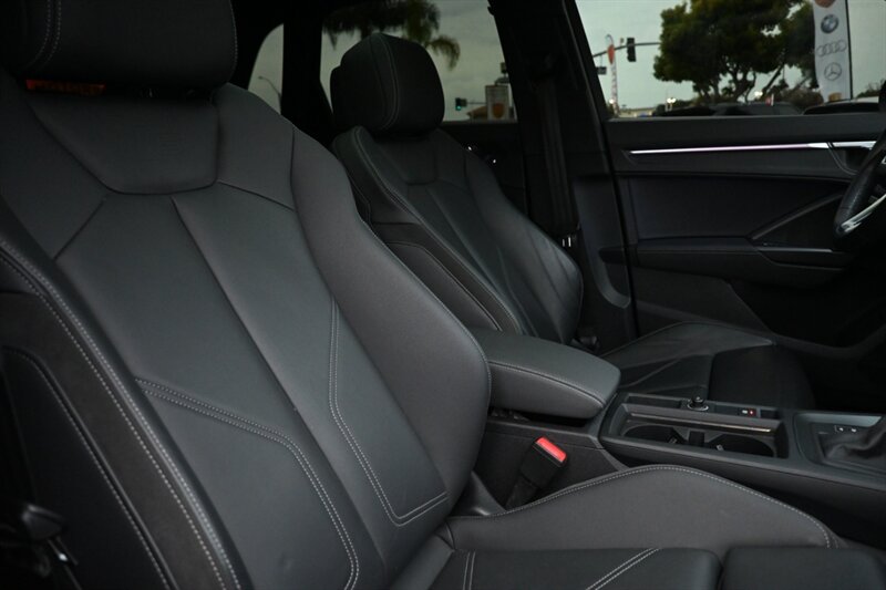 2021 Audi Q3 S line Premium Plus photo 55
