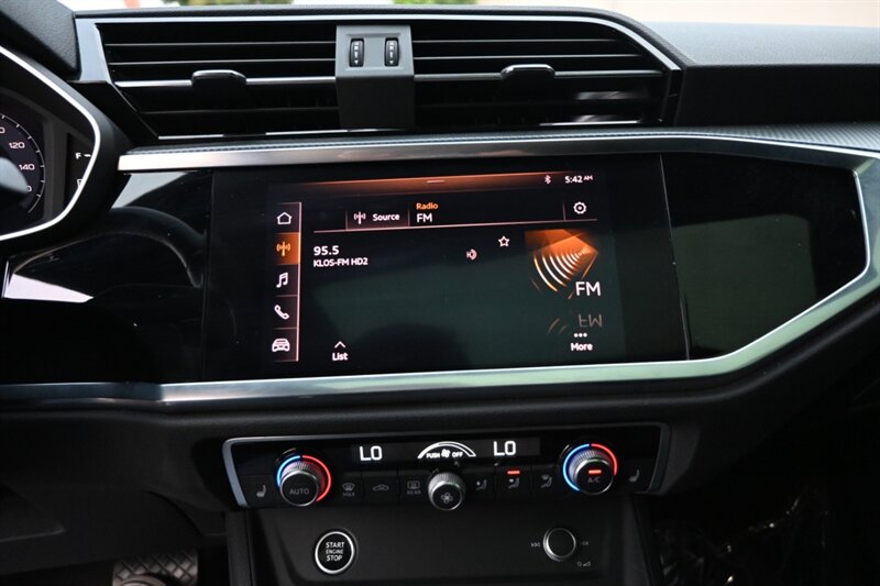2021 Audi Q3 S line Premium Plus photo 34