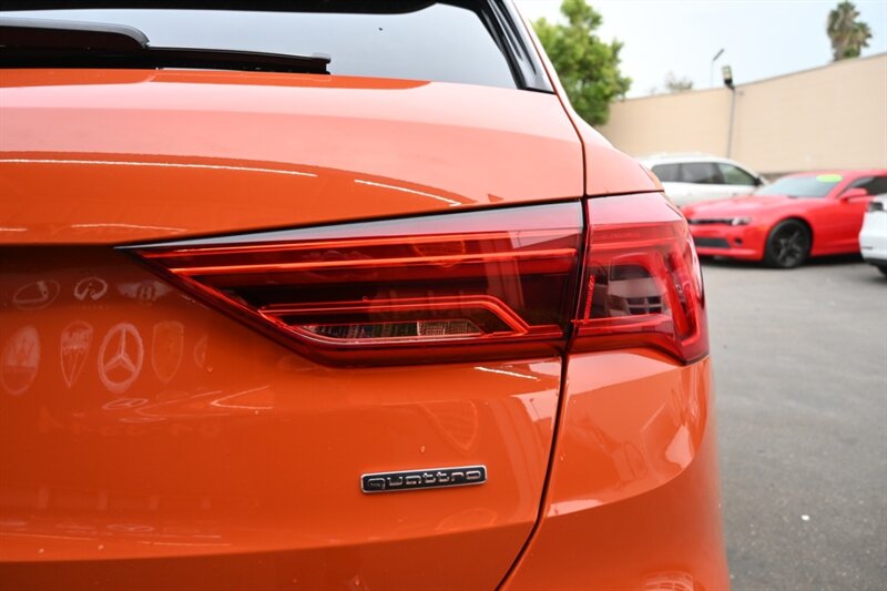 2021 Audi Q3 S line Premium Plus photo 11