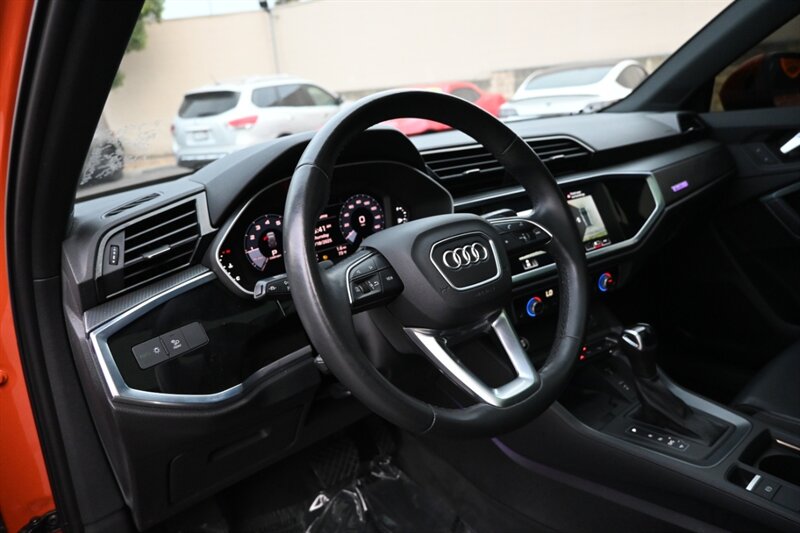 2021 Audi Q3 S line Premium Plus photo 27