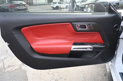 2015 Ford Mustang V6   - Photo 18 - Norwalk, CA 90650-2241