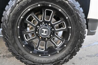 2017 GMC Sierra 2500HD Denali - Photo 15 - Norwalk, CA 90650-2241