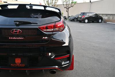 2022 Hyundai VELOSTER N   - Photo 11 - Norwalk, CA 90650-2241