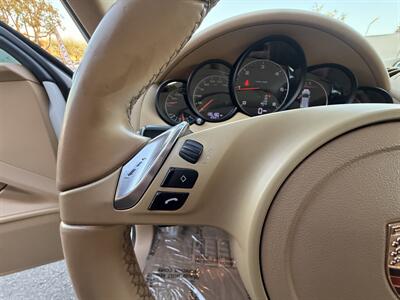 2014 Porsche Cayenne Diesel   - Photo 24 - Norwalk, CA 90650-2241