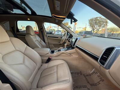 2014 Porsche Cayenne Diesel   - Photo 43 - Norwalk, CA 90650-2241