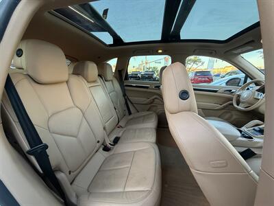 2014 Porsche Cayenne Diesel   - Photo 40 - Norwalk, CA 90650-2241