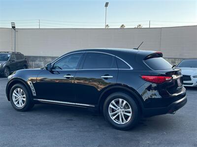 2017 INFINITI QX70   - Photo 8 - Norwalk, CA 90650-2241