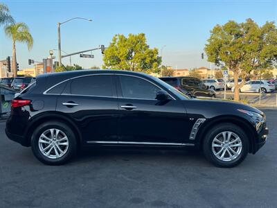 2017 INFINITI QX70   - Photo 17 - Norwalk, CA 90650-2241