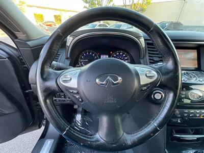 2017 INFINITI QX70   - Photo 26 - Norwalk, CA 90650-2241