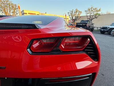 2017 Chevrolet Corvette Stingray   - Photo 15 - Norwalk, CA 90650-2241