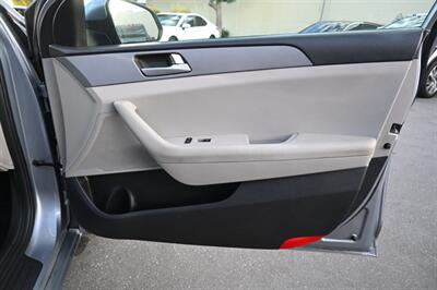 2017 Hyundai SONATA SE - Photo 53 - Norwalk, CA 90650-2241