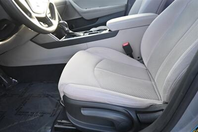 2017 Hyundai SONATA SE - Photo 22 - Norwalk, CA 90650-2241