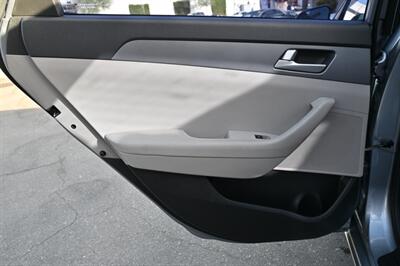 2017 Hyundai SONATA SE - Photo 38 - Norwalk, CA 90650-2241