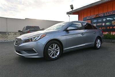 2017 Hyundai SONATA SE - Photo 6 - Norwalk, CA 90650-2241