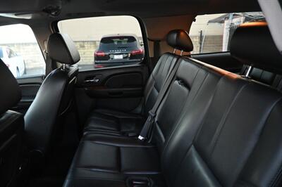 2007 Chevrolet Suburban LT   - Photo 42 - Norwalk, CA 90650-2241