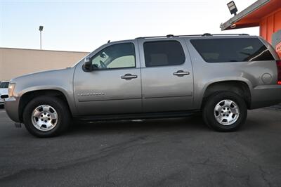 2007 Chevrolet Suburban LT   - Photo 4 - Norwalk, CA 90650-2241