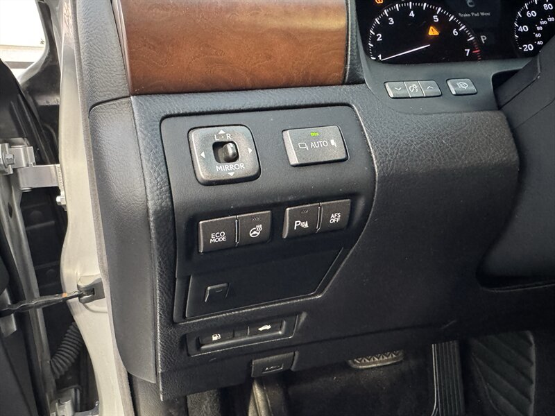 2012 Lexus LS 460 - Photo 26 - Norwalk, CA 90650-2241