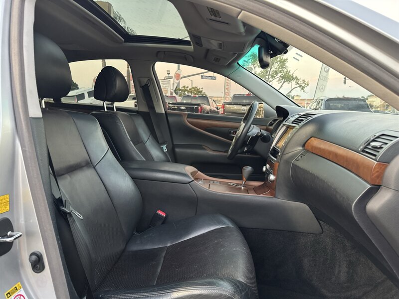 2012 Lexus LS 460 - Photo 46 - Norwalk, CA 90650-2241