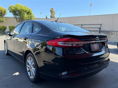 2017 Ford Fusion SE - Photo 6 - Norwalk, CA 90650-2241