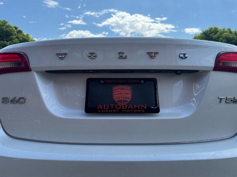 2018 Volvo S60 T5 Inscription - Photo 13 - Norwalk, CA 90650-2241