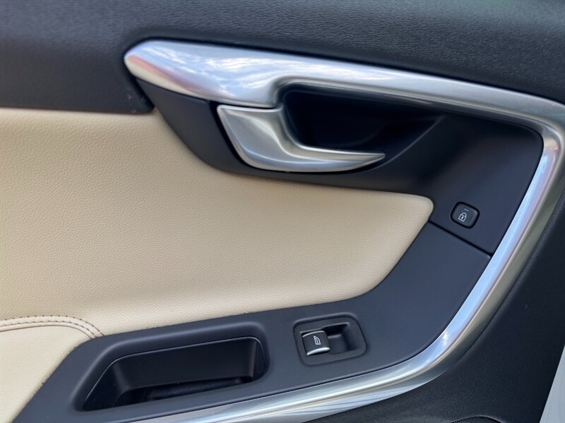 2018 Volvo S60 T5 Inscription - Photo 27 - Norwalk, CA 90650-2241