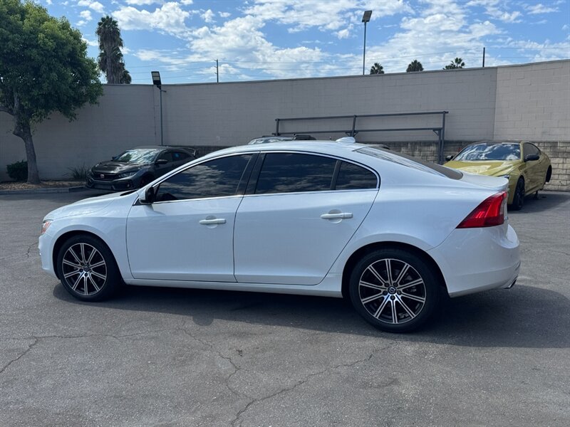 2018 Volvo S60 T5 Inscription - Photo 9 - Norwalk, CA 90650-2241
