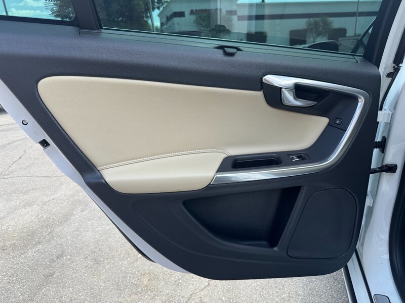 2018 Volvo S60 T5 Inscription - Photo 26 - Norwalk, CA 90650-2241
