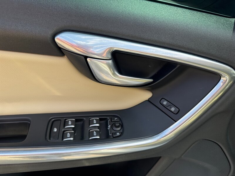 2018 Volvo S60 T5 Inscription - Photo 21 - Norwalk, CA 90650-2241